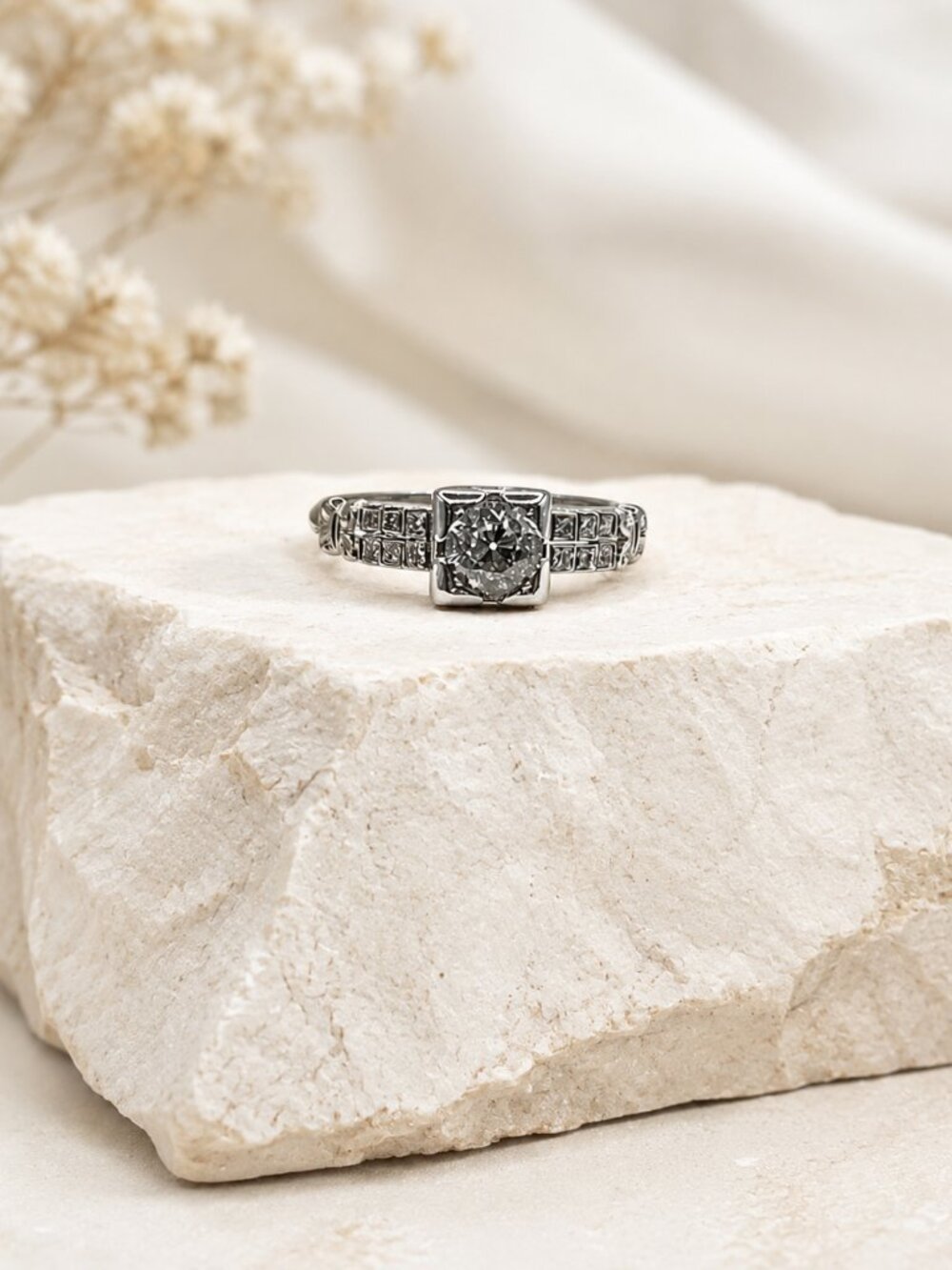 Midnight Frame Ring